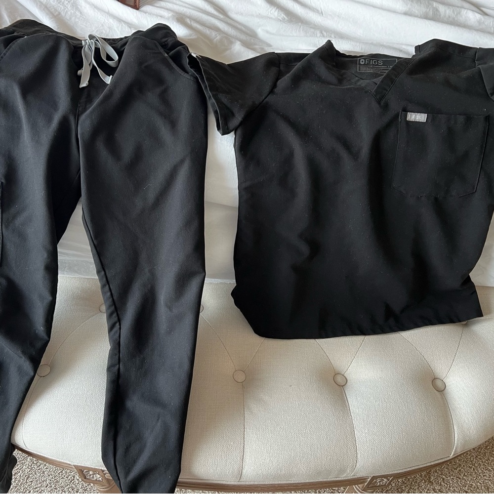 Figs Zamora high waist XS Petite joggers and Catarina XS Petite top